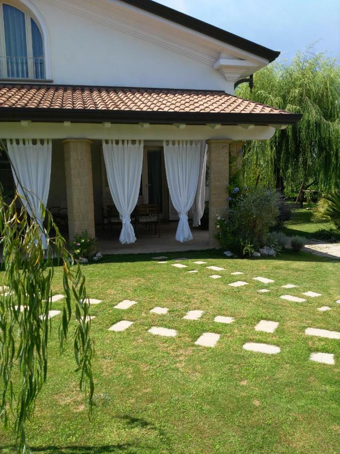 I Salici Villa Marina di Massa Exterior photo